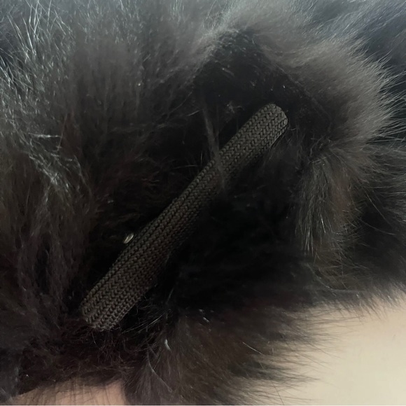 Adrienne Landau Black Fox Fur Scarf Gold Sequin Beaded Flower Embellished Collar - Picture 6 of 6